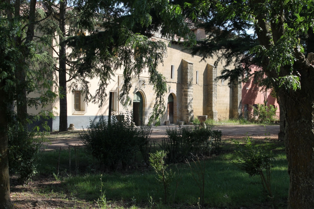Abadía Santa María de Benevívere en Carrión de los condes