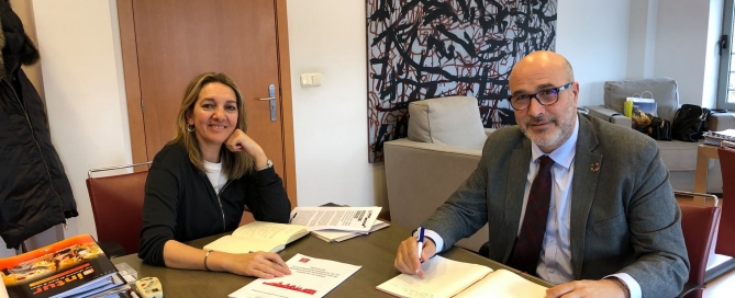 Reunión con la Directora General de Turismo de la Junta de Castilla y León, Estrella Torrecilla.