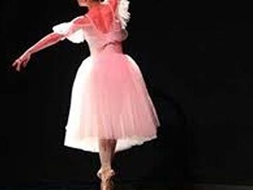 LAS MAESTRAS DE DANZAR